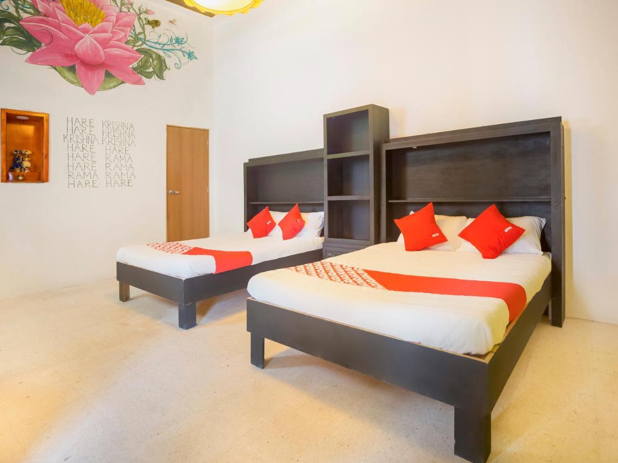Oyo Hotel Hare Krishna Монтеррей Екстер'єр фото
